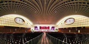 Roman Catholicism - Paul VI - Nervi Hall - Serpent Building 40 (2).jpg